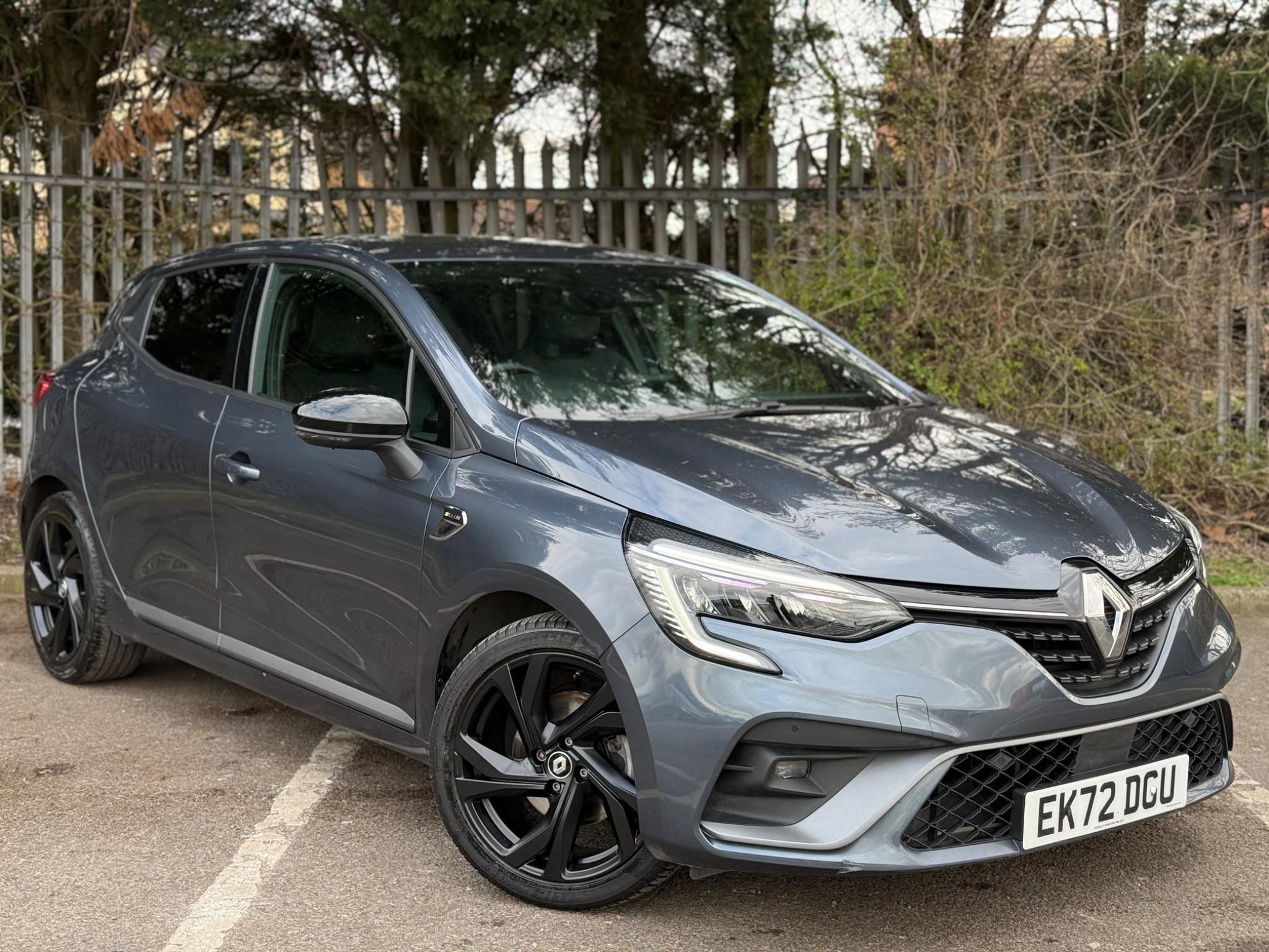 Main listing image - Renault Clio