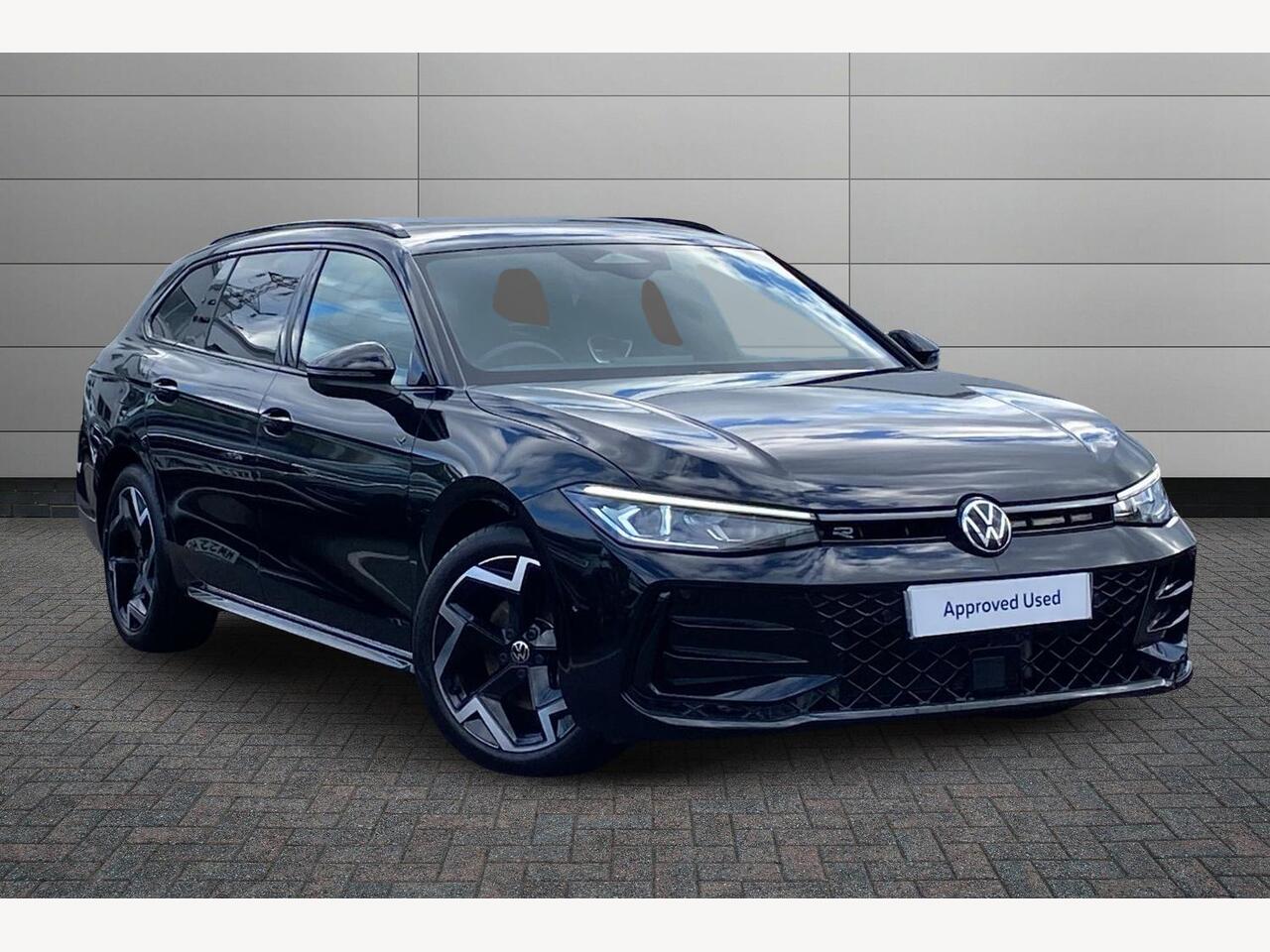 Main listing image - Volkswagen Passat Estate