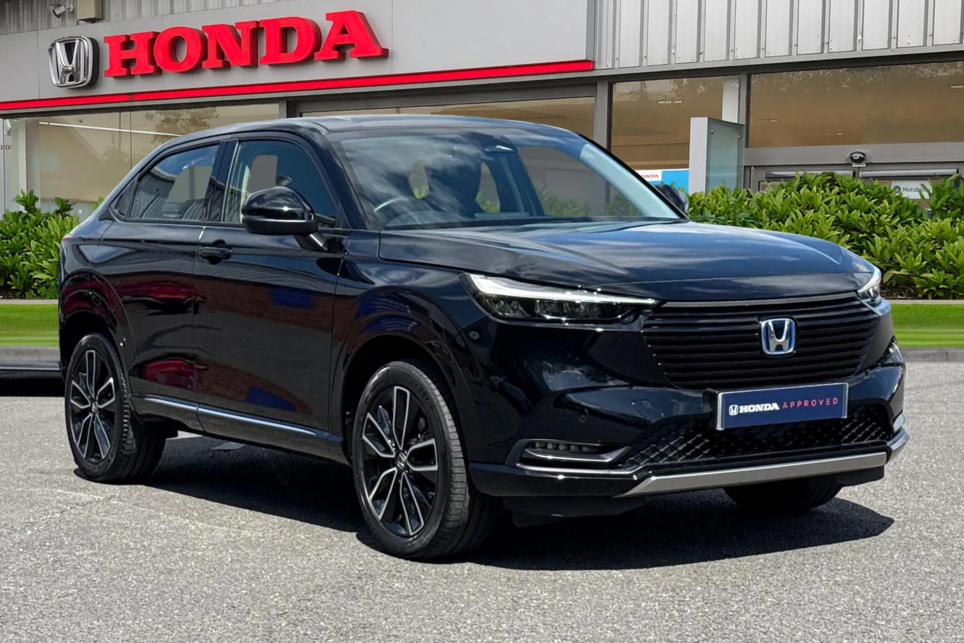 Main listing image - Honda HR-V