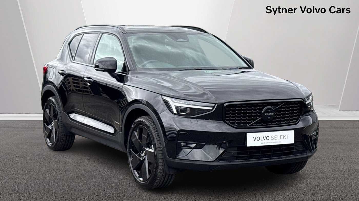 Main listing image - Volvo XC40