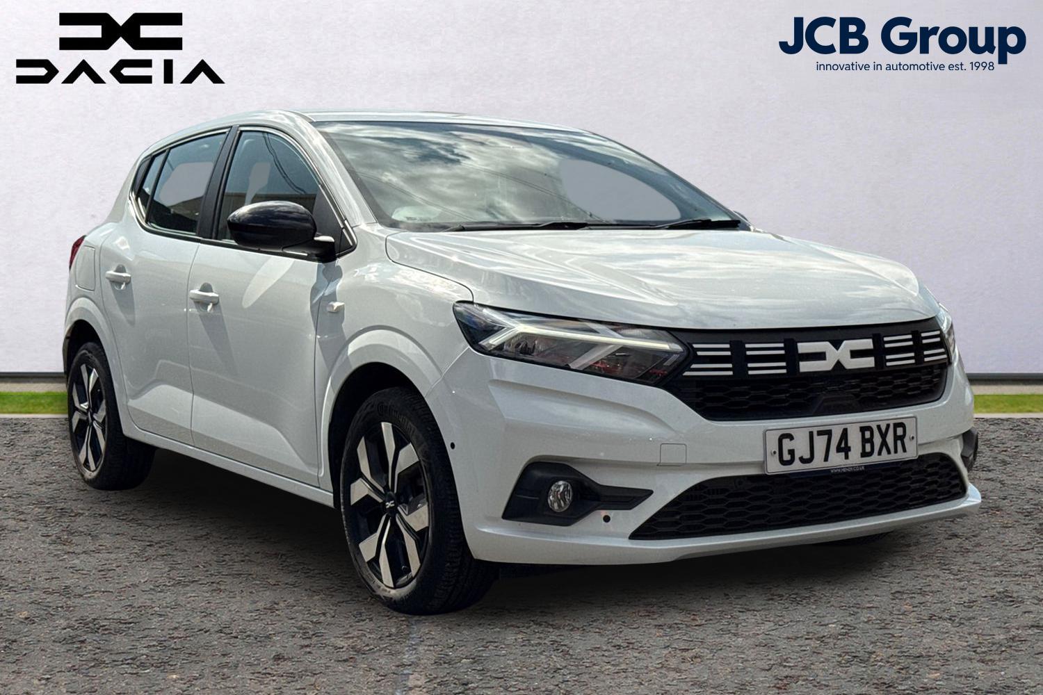 Main listing image - Dacia Sandero
