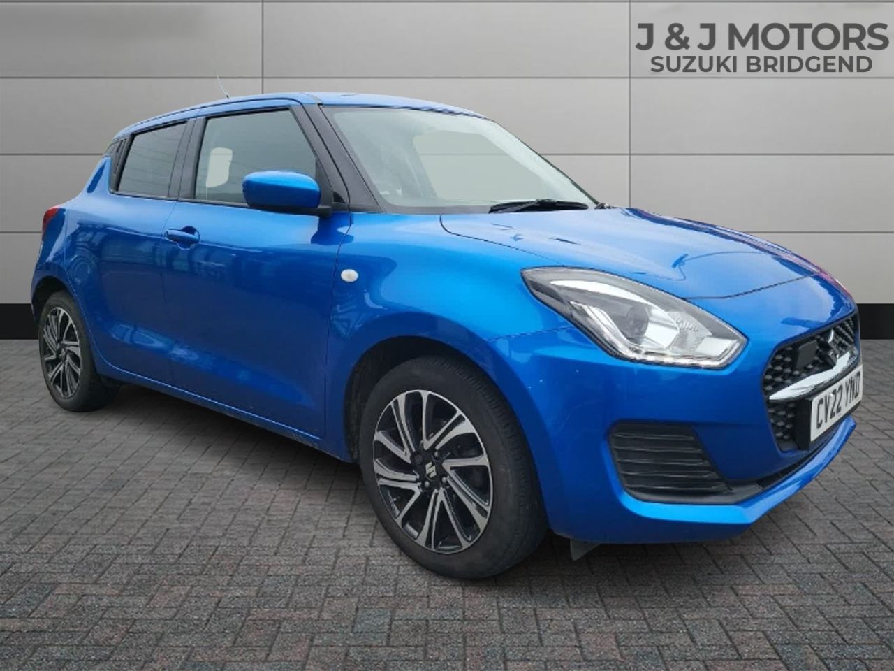 Main listing image - Suzuki Swift