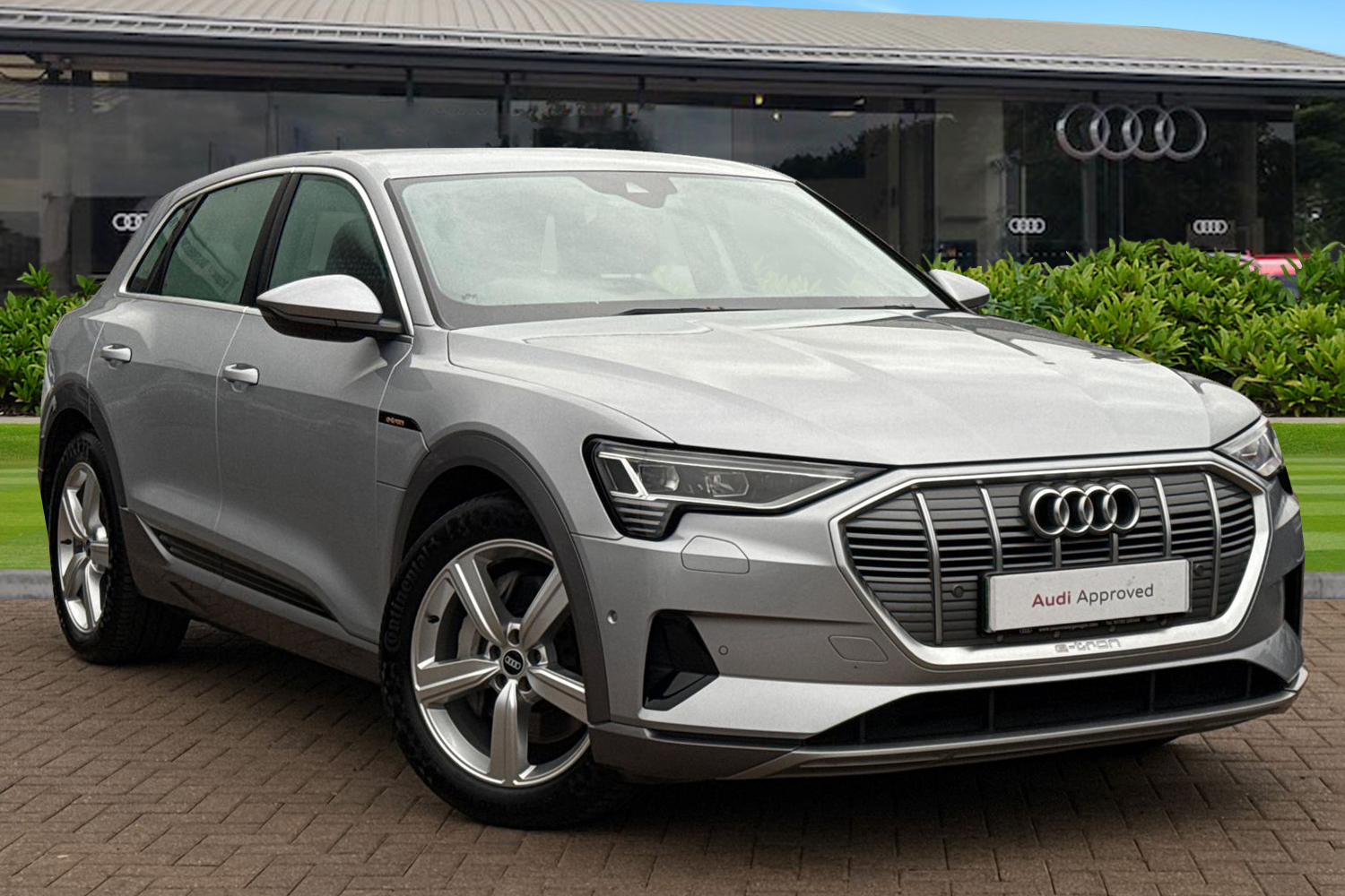 Main listing image - Audi e-tron