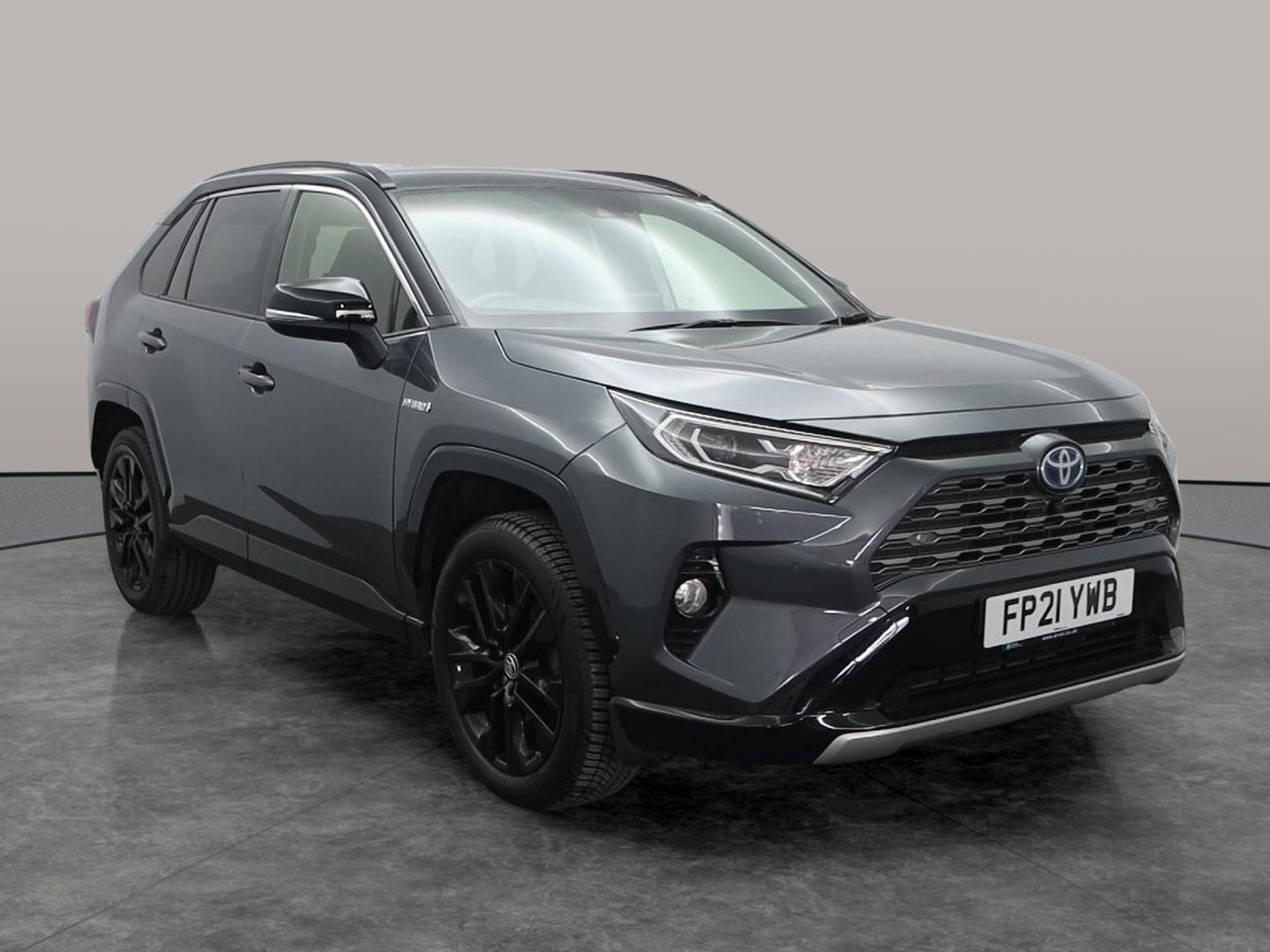 Main listing image - Toyota RAV4