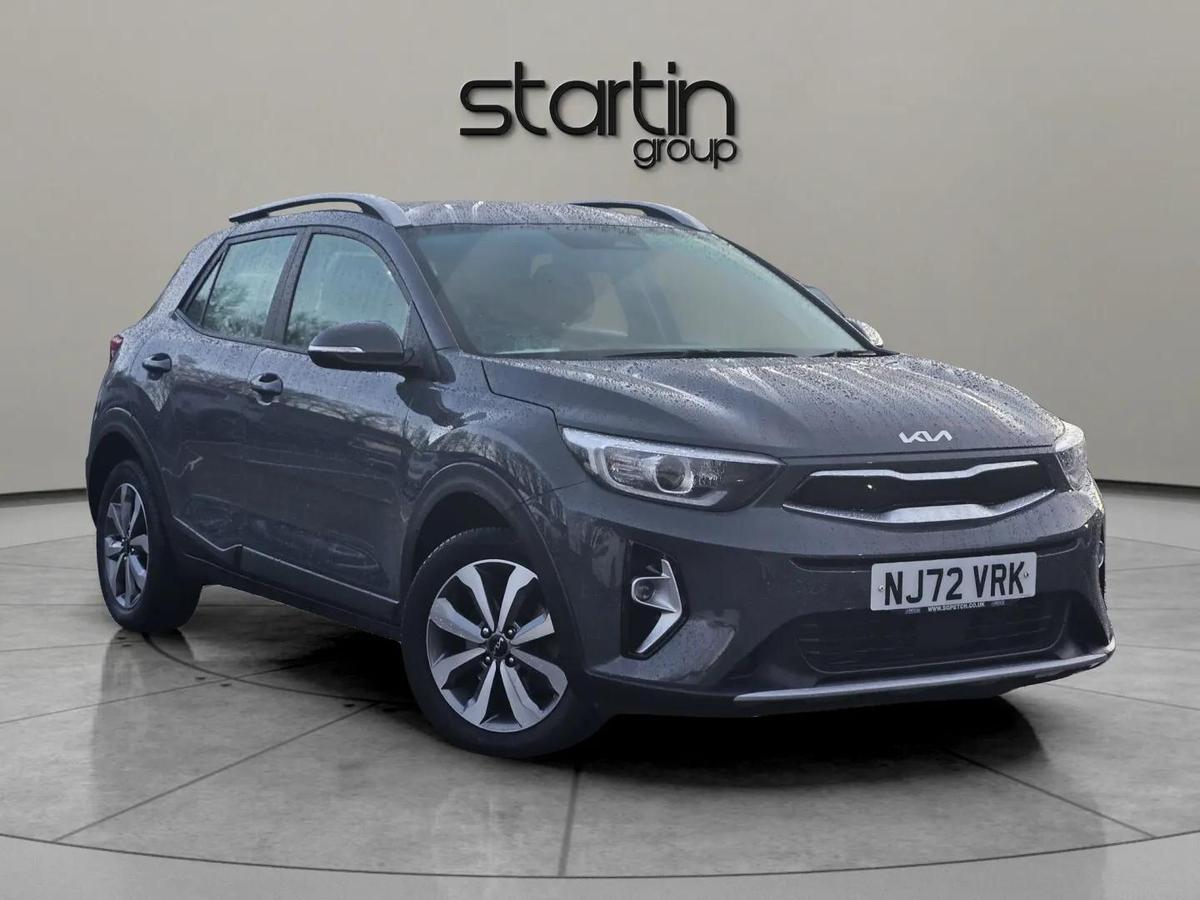 Main listing image - Kia Stonic