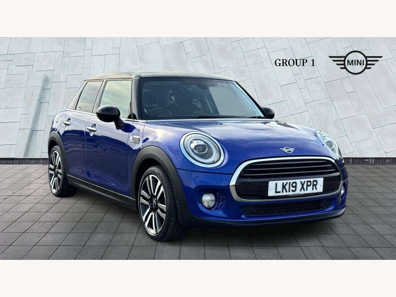 Main listing image - MINI Hatchback