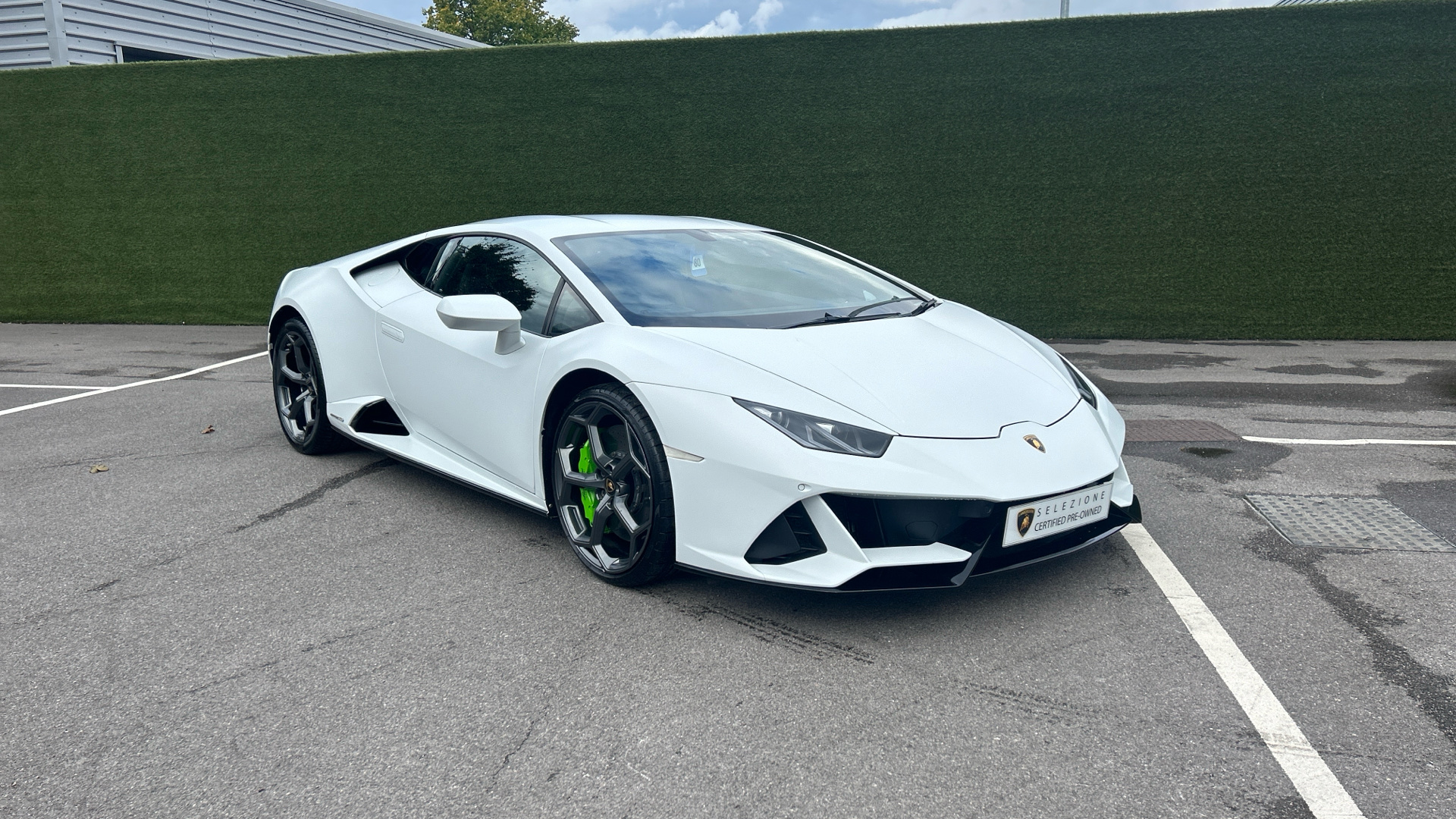 Main listing image - Lamborghini Huracan