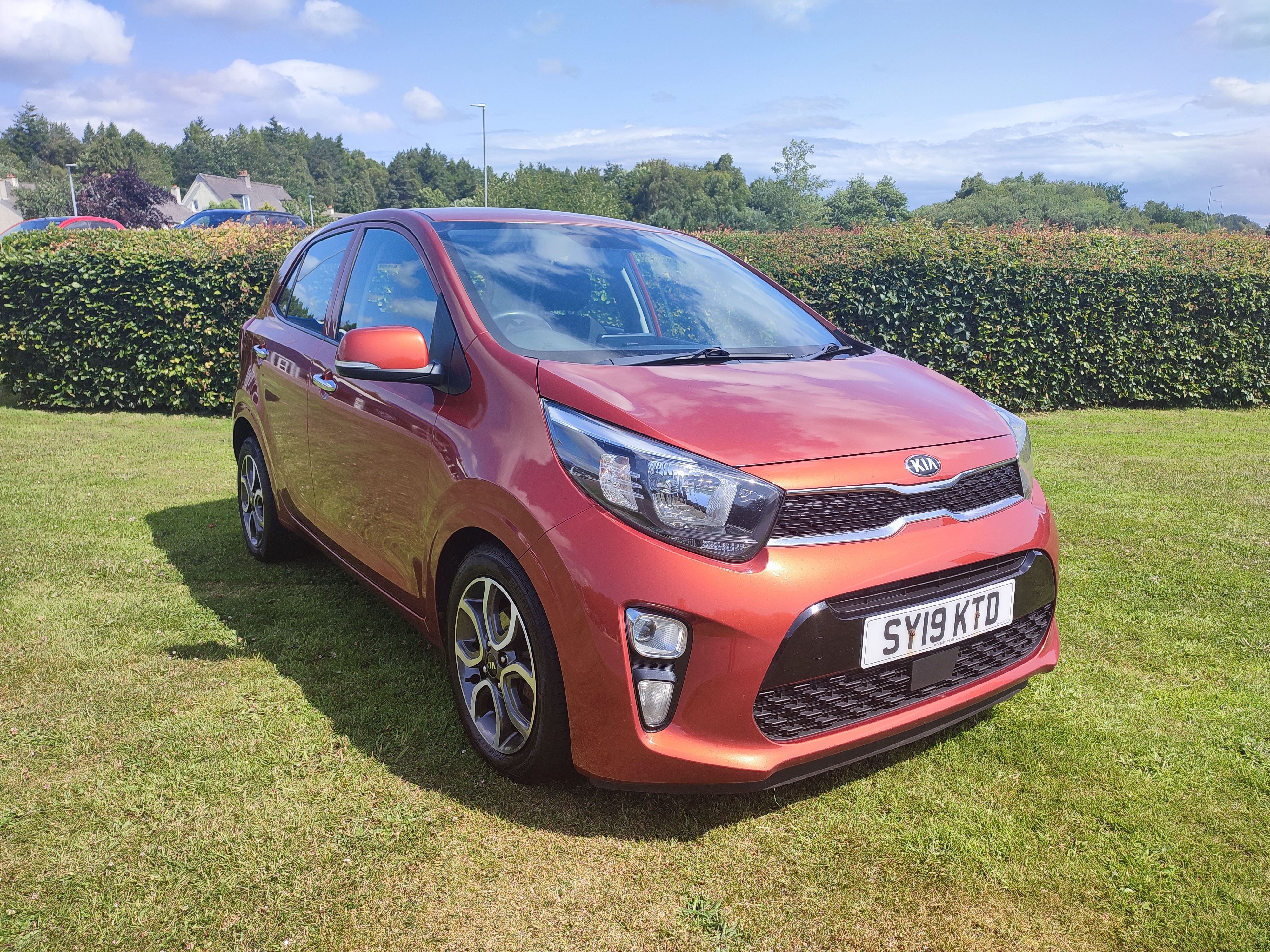 Main listing image - Kia Picanto