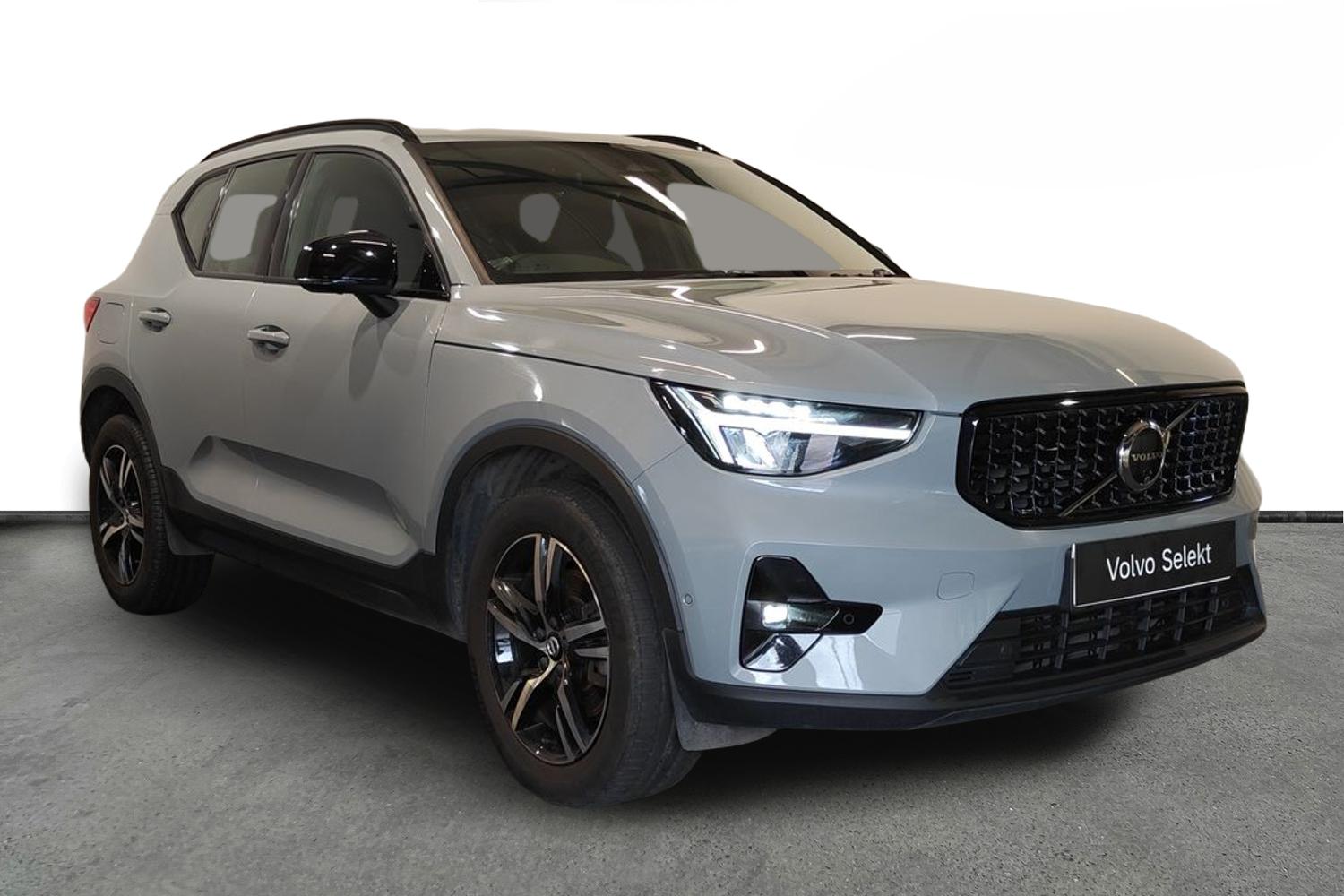 Main listing image - Volvo XC40