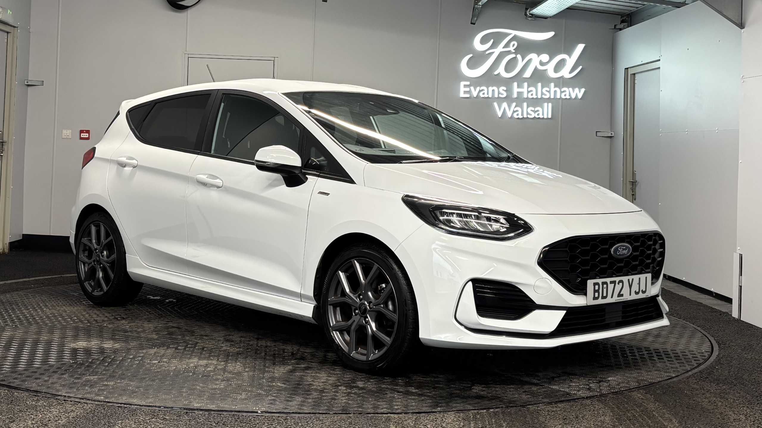 Main listing image - Ford Fiesta
