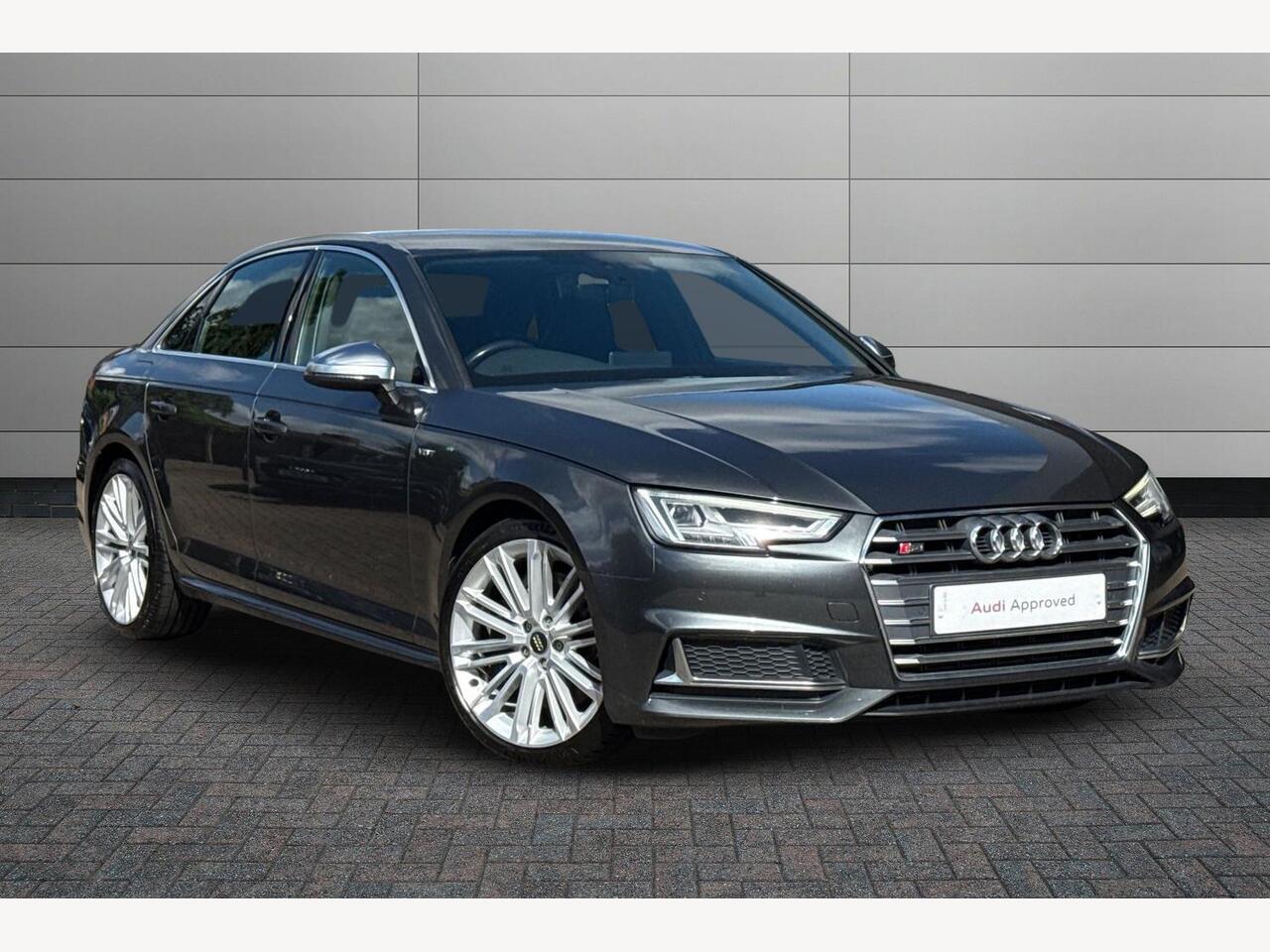 Main listing image - Audi S4