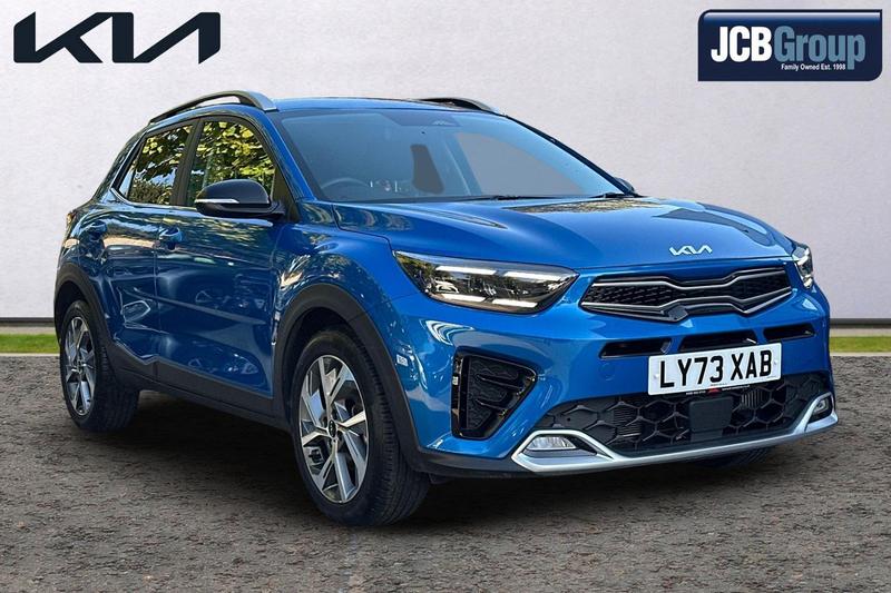 Main listing image - Kia Stonic
