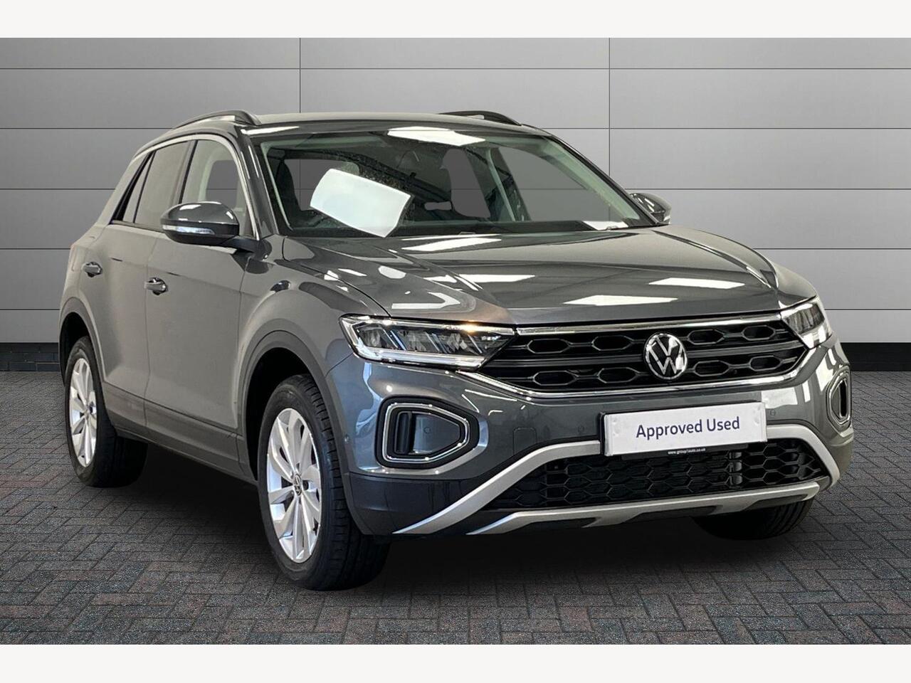Main listing image - Volkswagen T-Roc