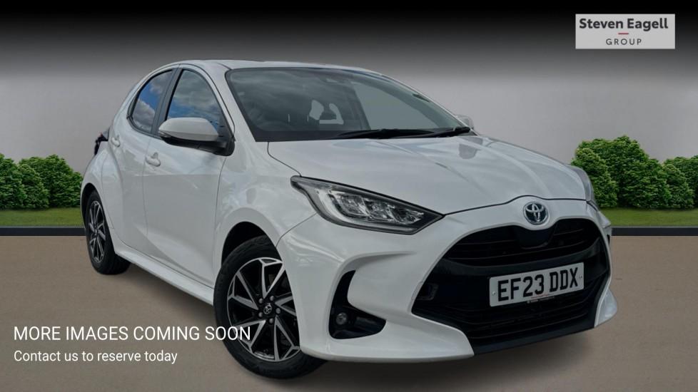 Main listing image - Toyota Yaris