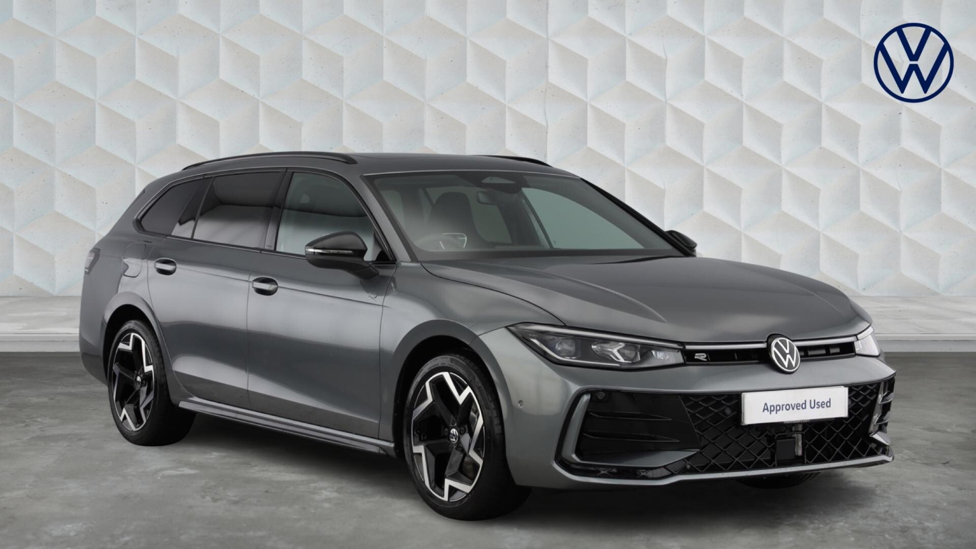 Main listing image - Volkswagen Passat Estate