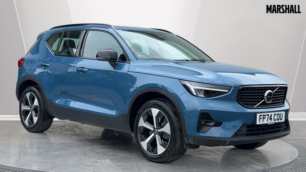 Main listing image - Volvo XC40