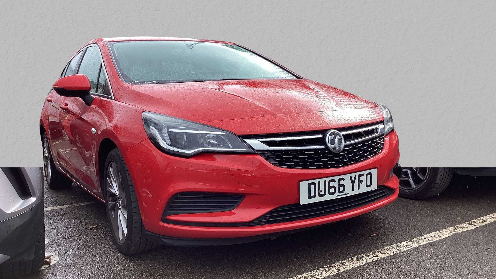 Main listing image - Vauxhall Astra