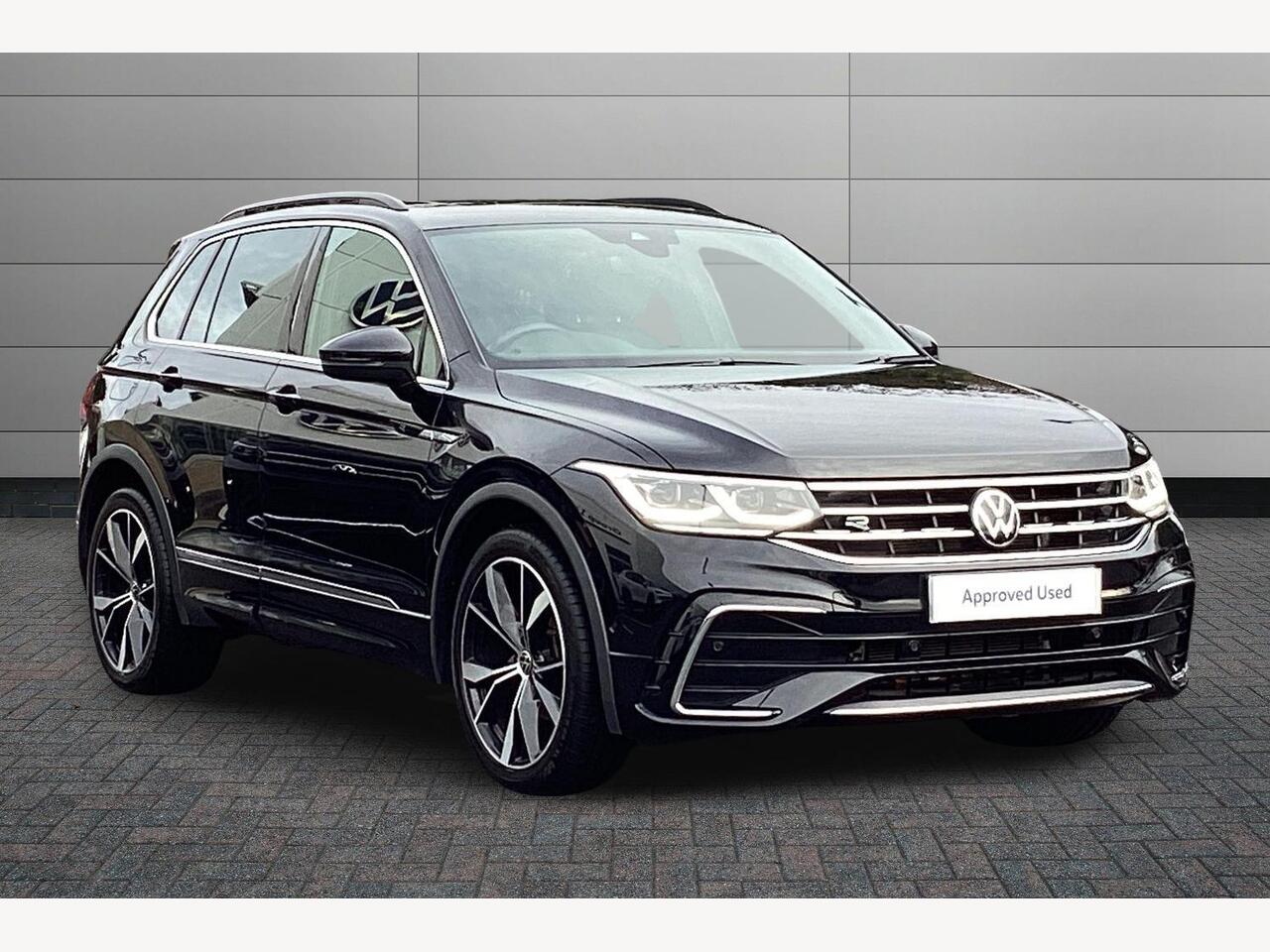 Main listing image - Volkswagen Tiguan
