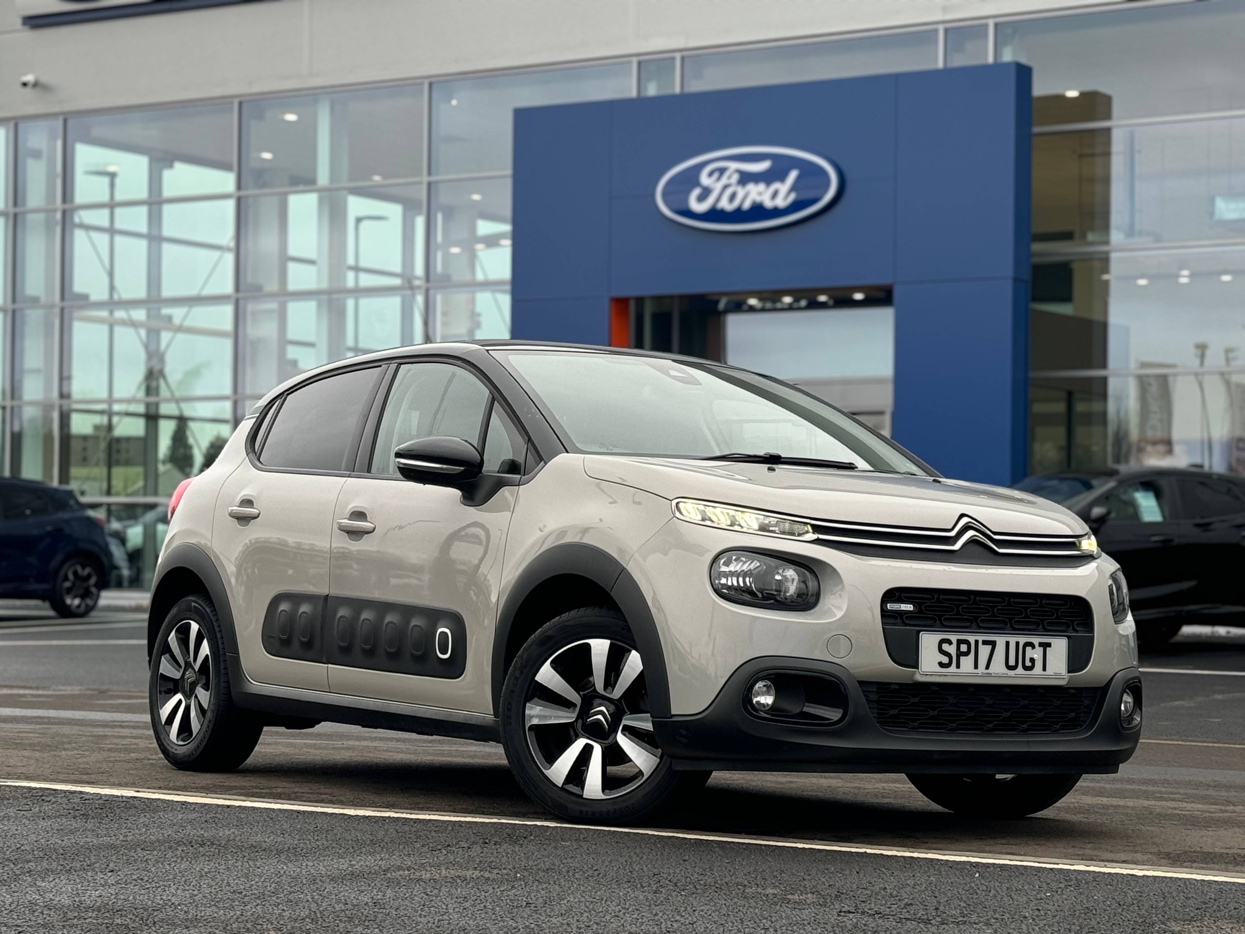 Main listing image - Citroen C3