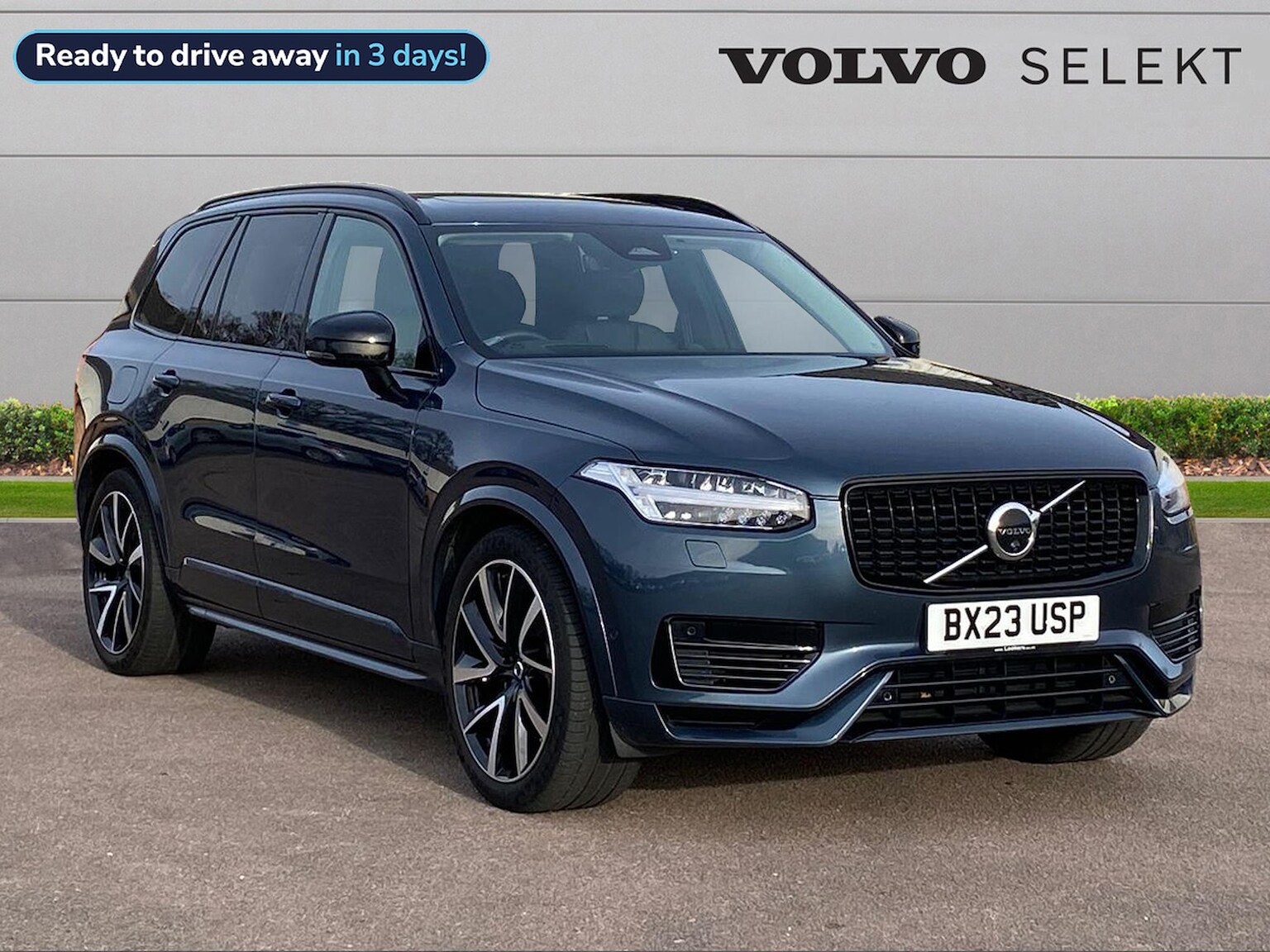 Main listing image - Volvo XC90