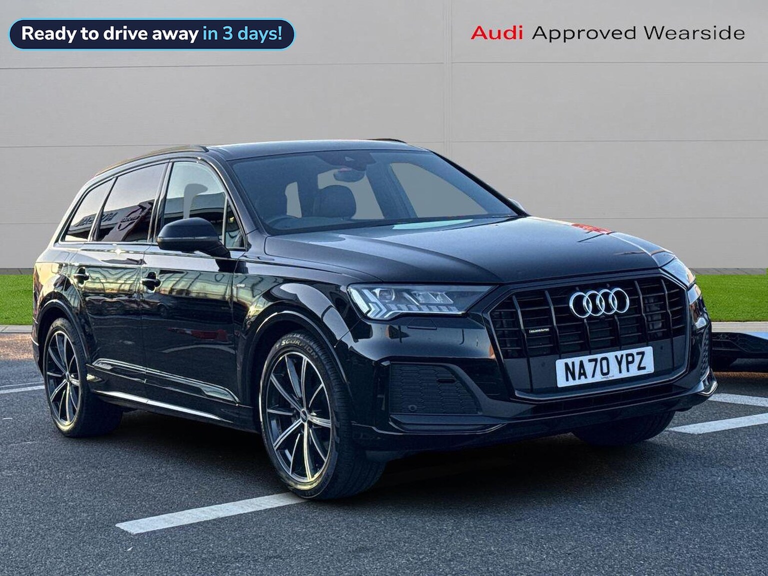 Main listing image - Audi Q7