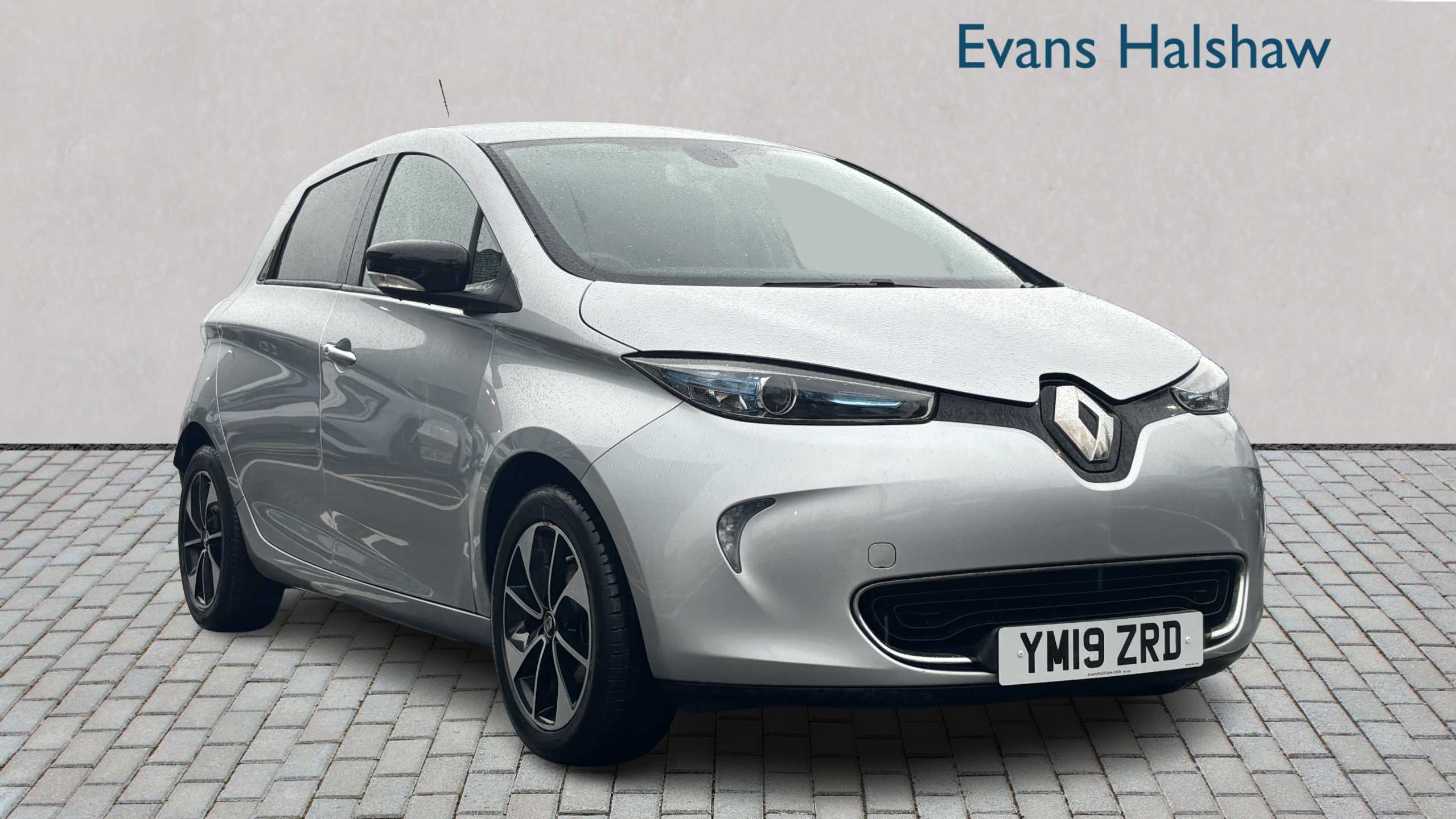 Main listing image - Renault Zoe