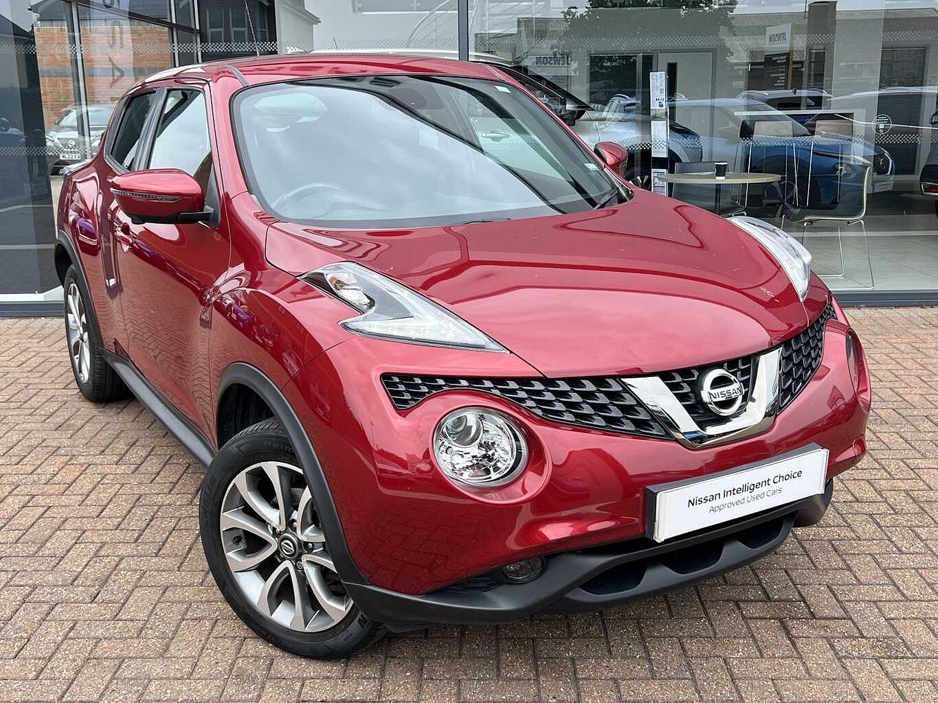Main listing image - Nissan Juke