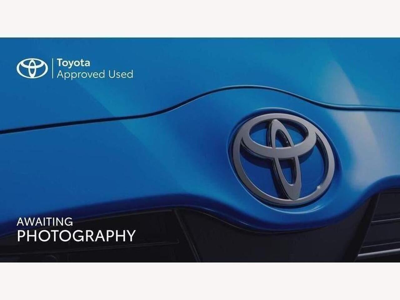 Main listing image - Toyota Yaris Cross