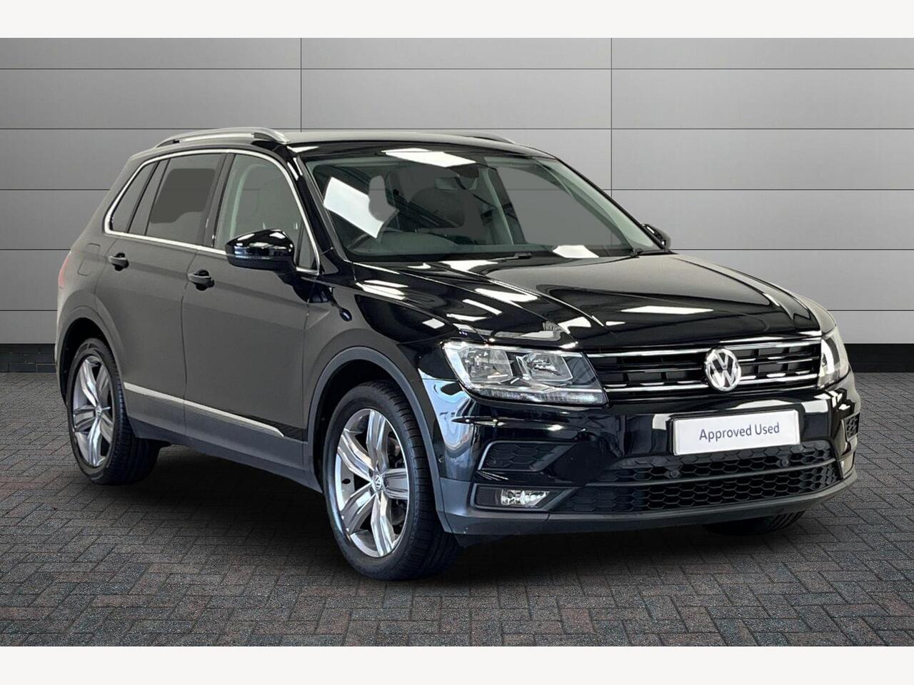 Main listing image - Volkswagen Tiguan