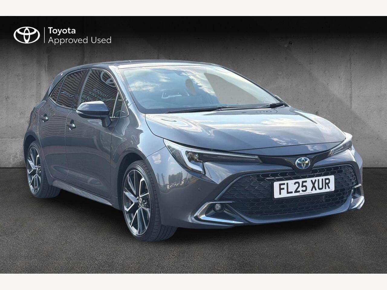 Main listing image - Toyota Corolla