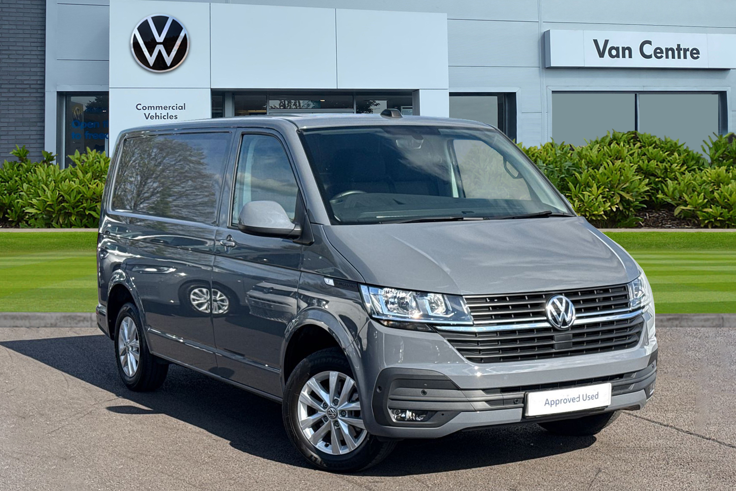 Main listing image - Volkswagen Transporter