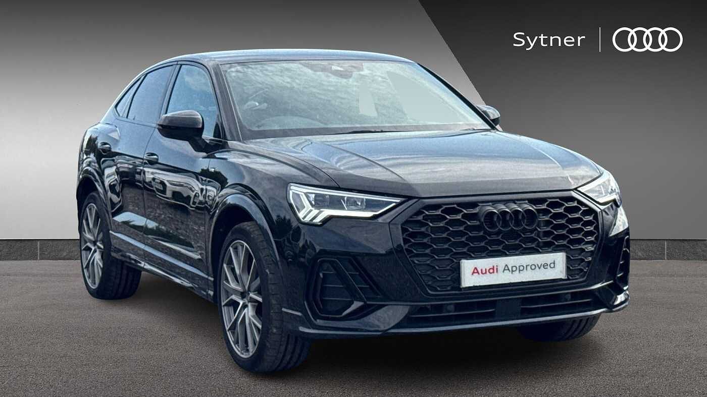 Main listing image - Audi Q3