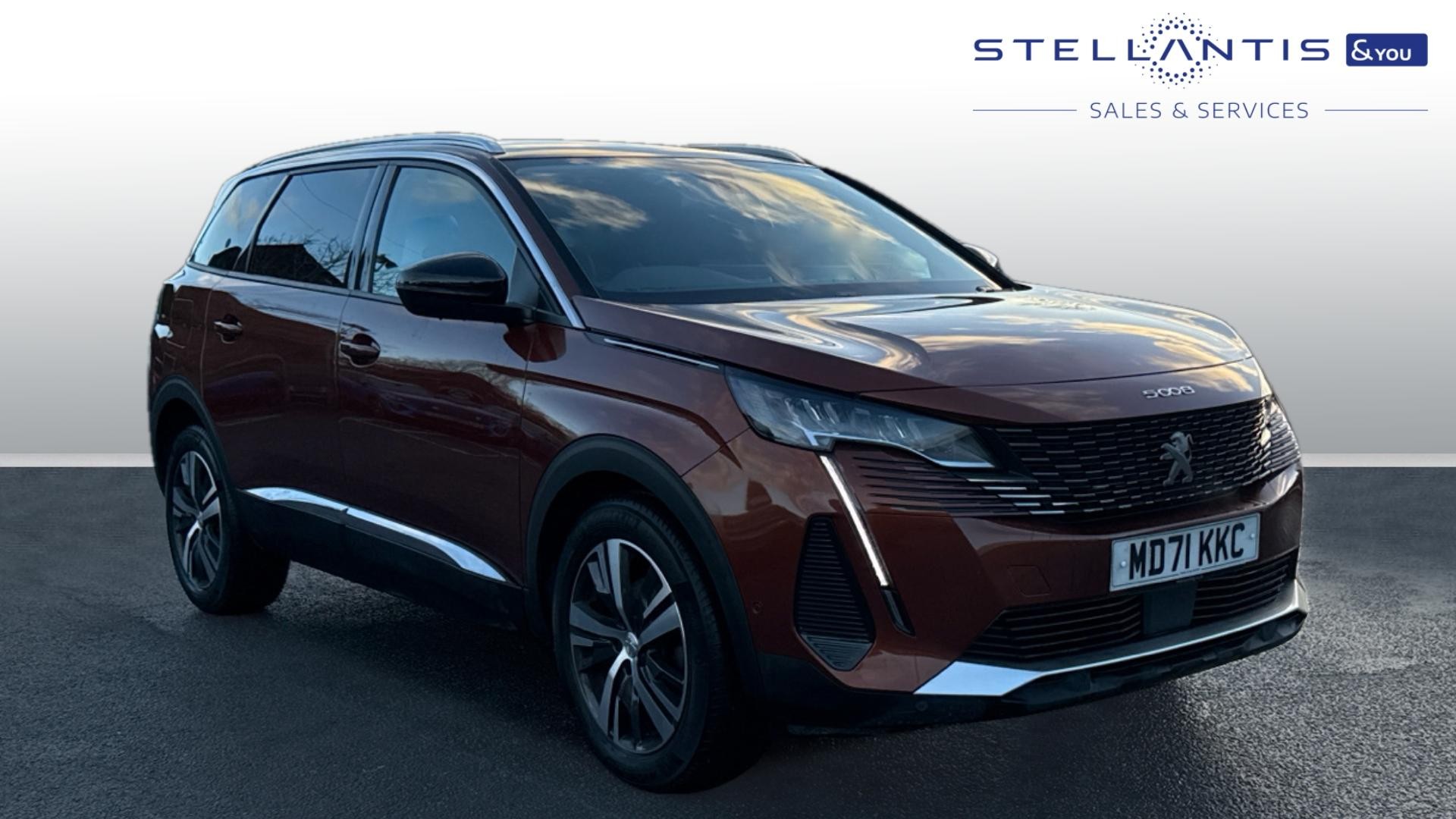 Main listing image - Peugeot 5008