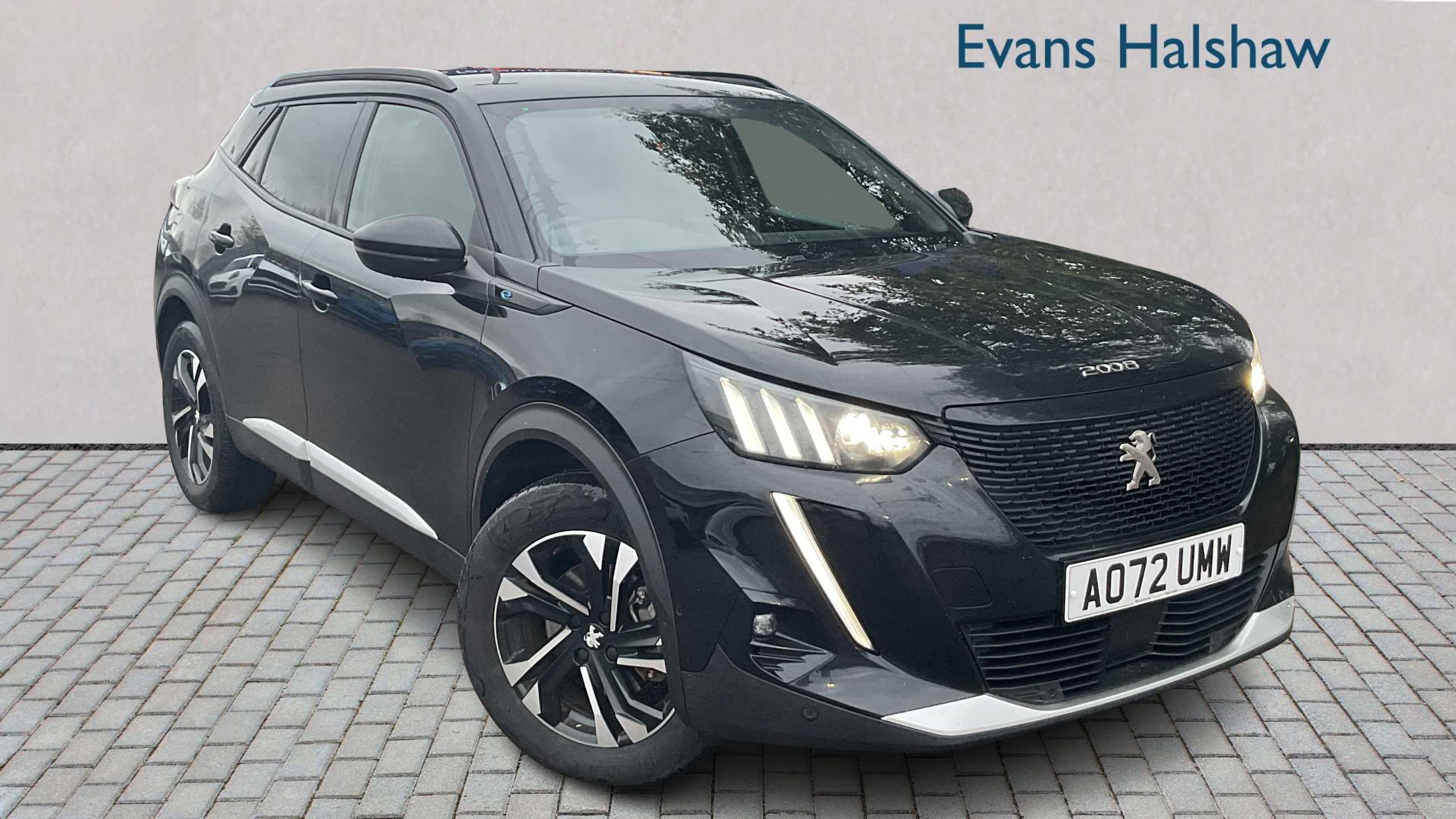 Main listing image - Peugeot e-2008