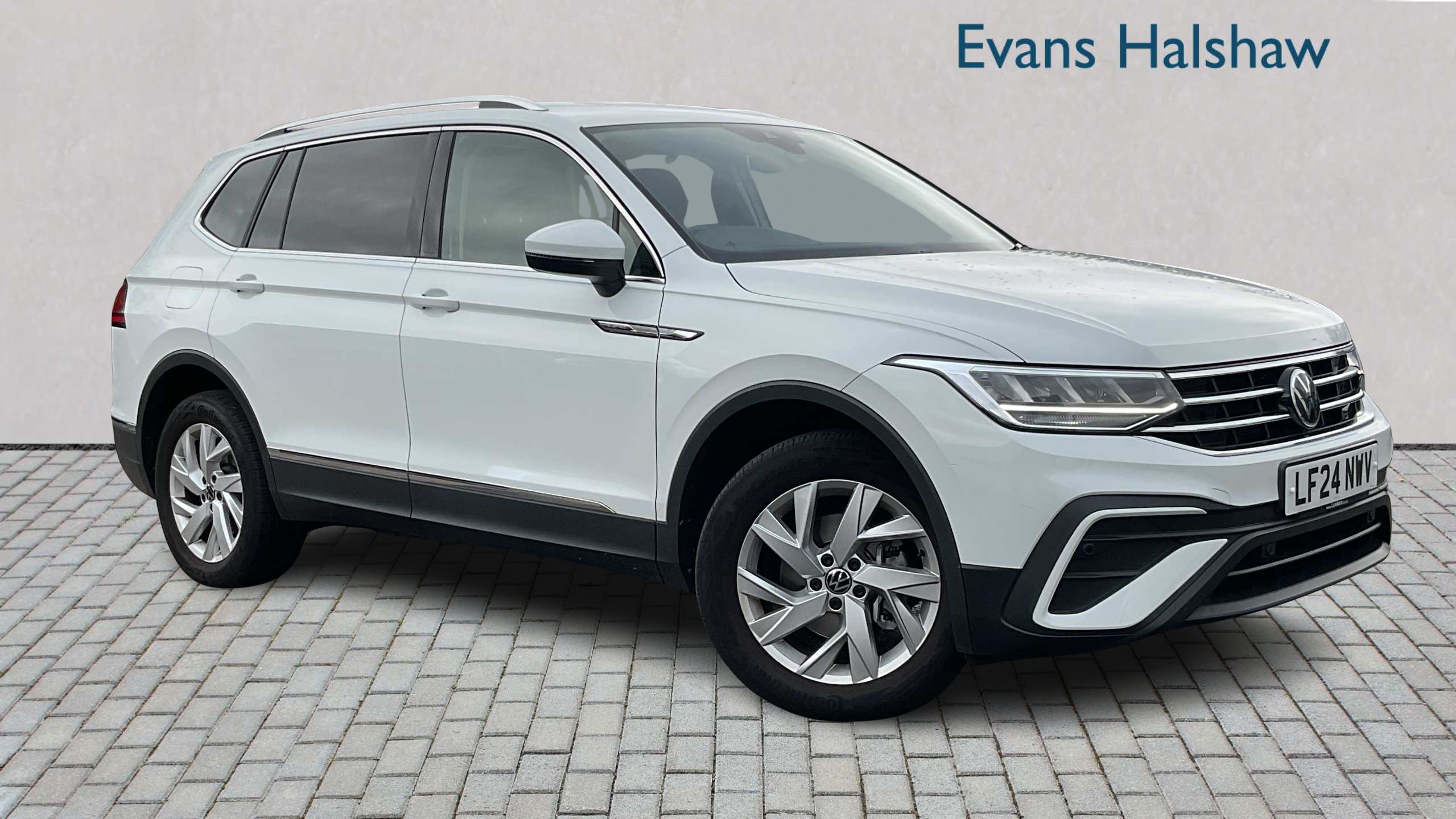 Main listing image - Volkswagen Tiguan Allspace