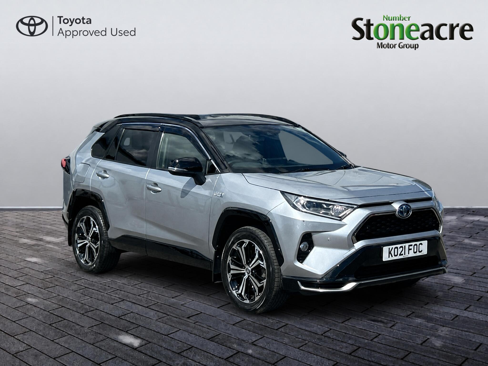 Main listing image - Toyota RAV4