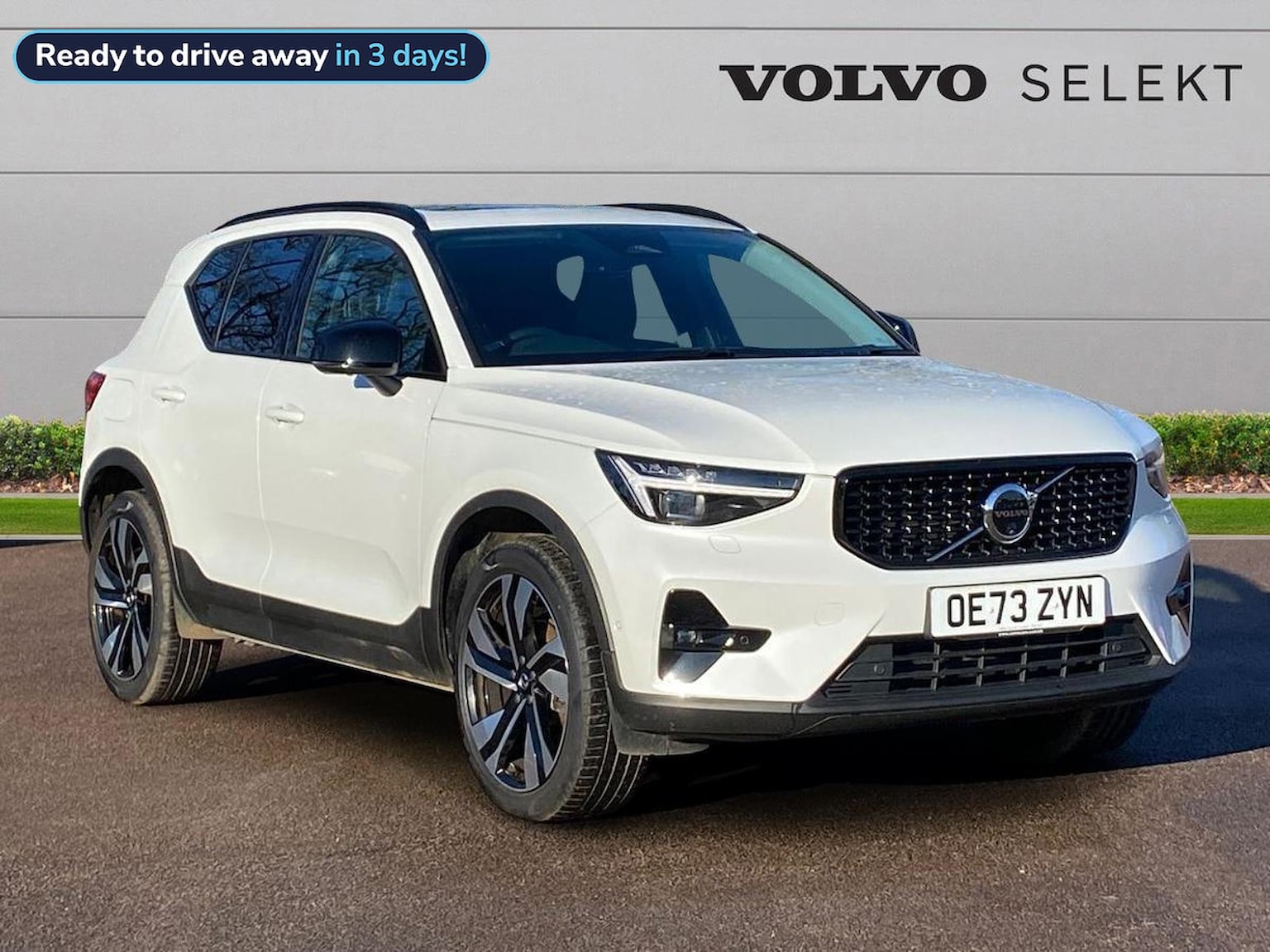 Main listing image - Volvo XC40