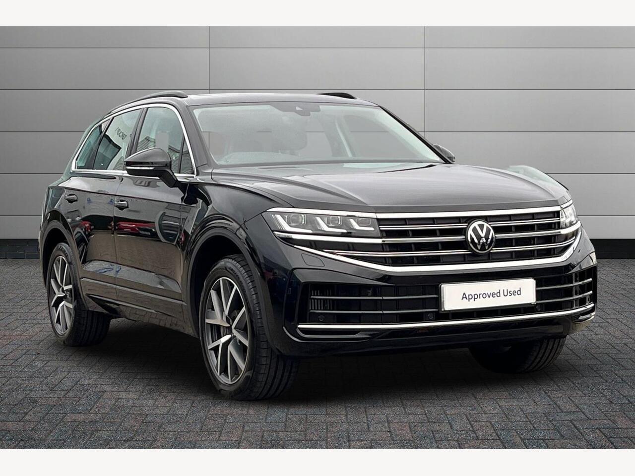 Main listing image - Volkswagen Touareg