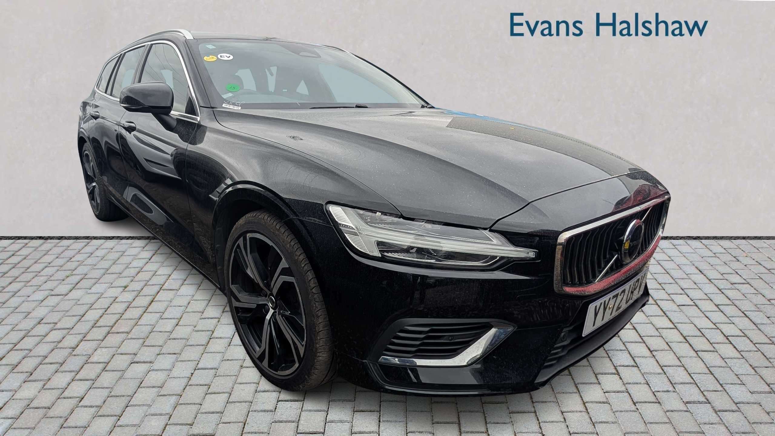 Main listing image - Volvo V60