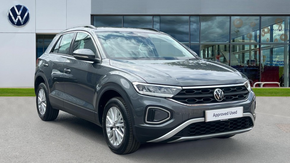 Main listing image - Volkswagen T-Roc