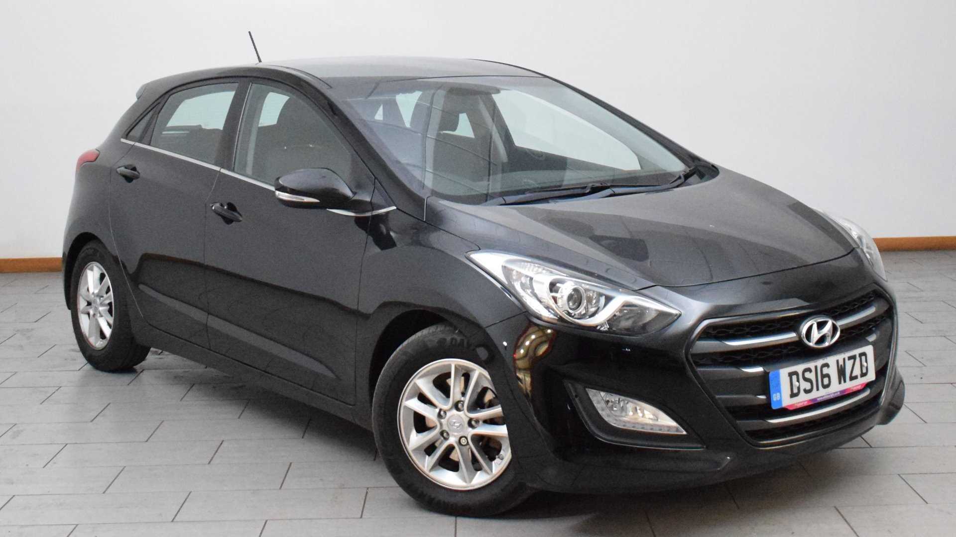 Main listing image - Hyundai i30