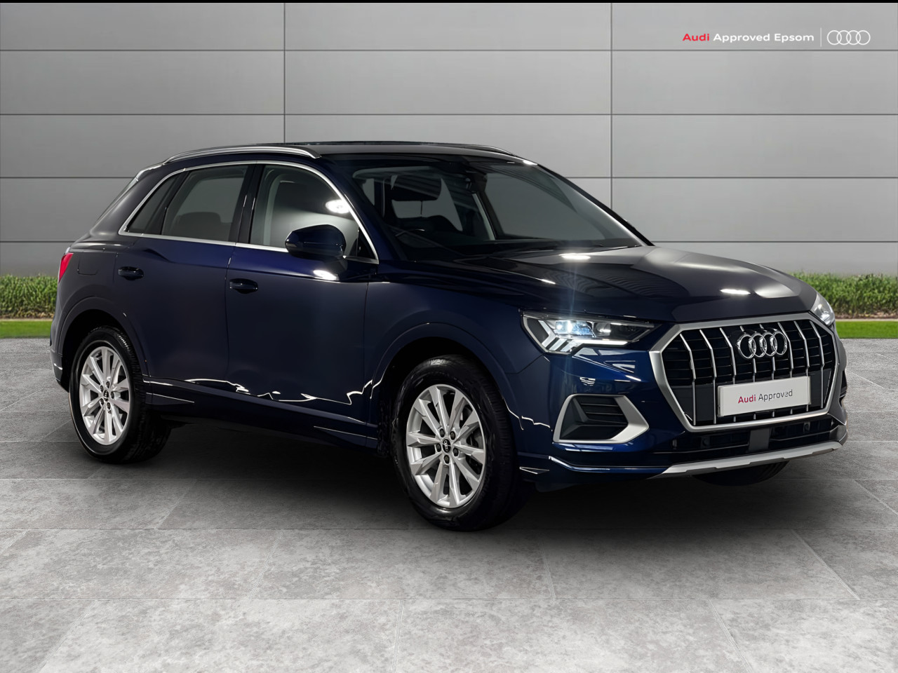 Main listing image - Audi Q3