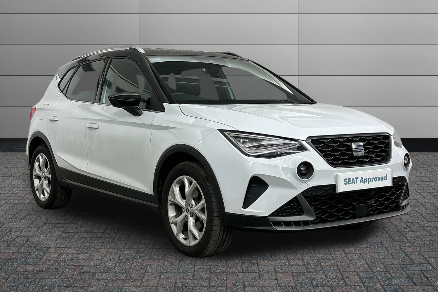Main listing image - SEAT Arona