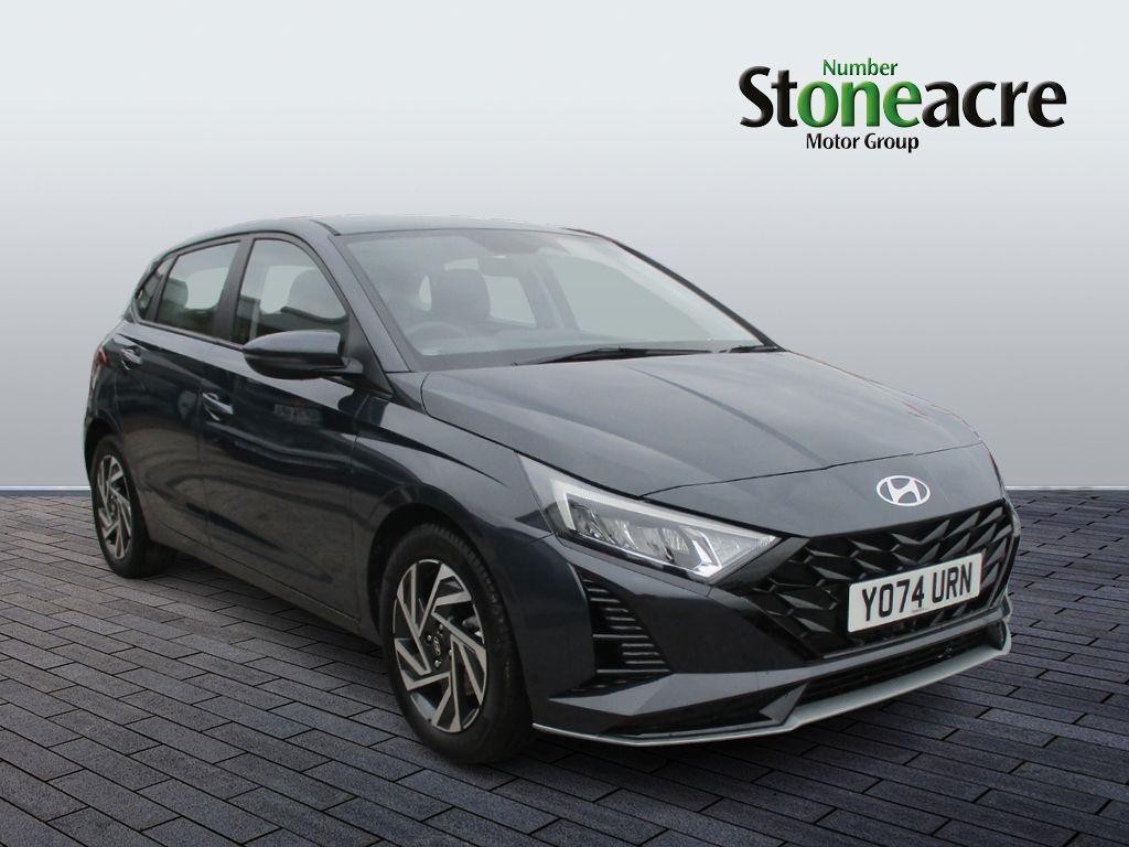 Main listing image - Hyundai i20