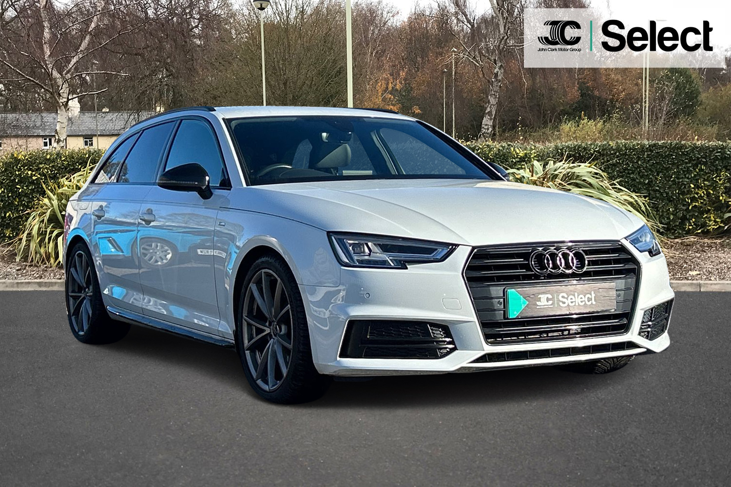 Main listing image - Audi A4 Avant