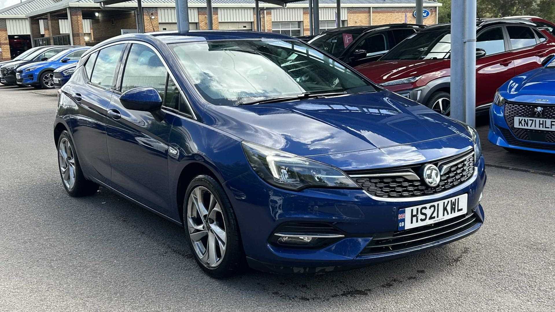 Main listing image - Vauxhall Astra