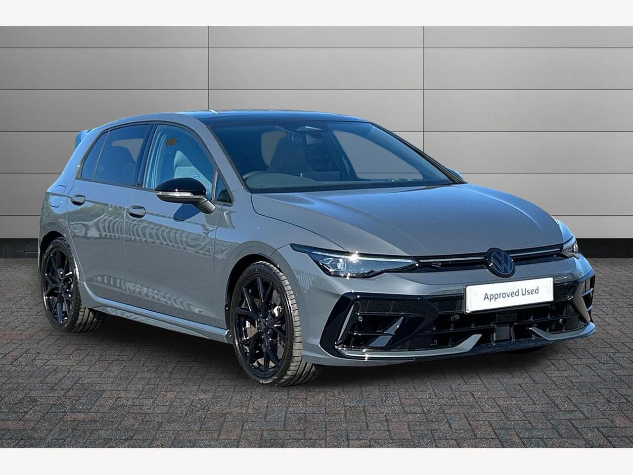 Main listing image - Volkswagen Golf R