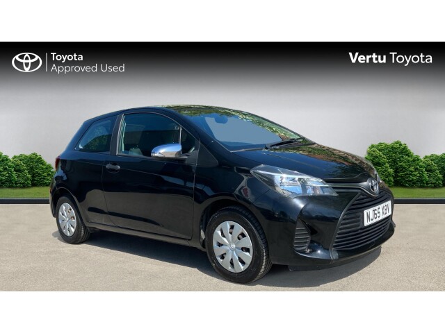 Main listing image - Toyota Yaris