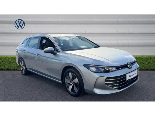 Main listing image - Volkswagen Passat