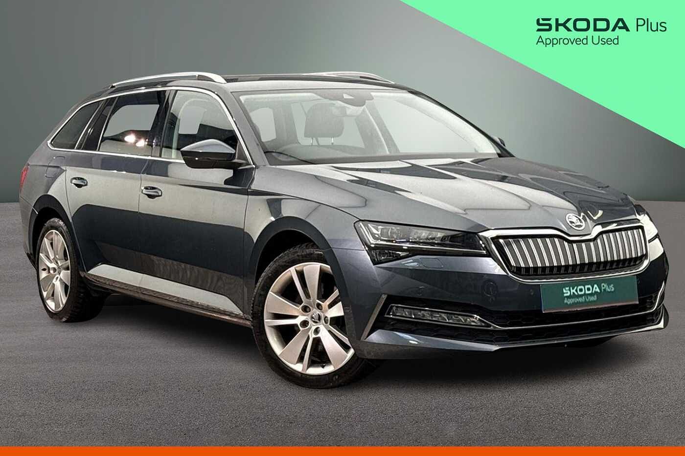 Main listing image - Skoda Superb Estate